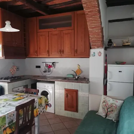 Apartment 200 Metri Dalla Con Giardino