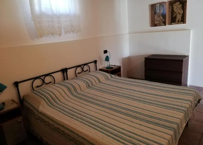 200 Metri Dalla Con Giardino Apartman *